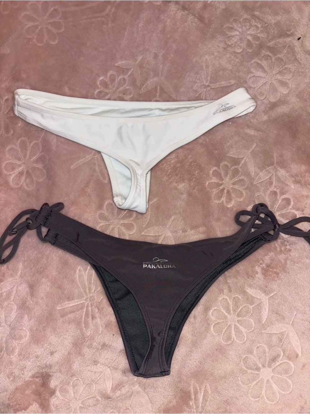 Pakaloha bikini bottom white & grey thong bundle